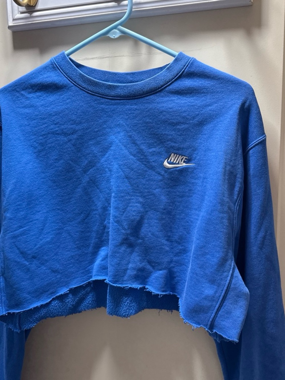 Nike Women's Royal Blue Cropped Crew Sweatshirt